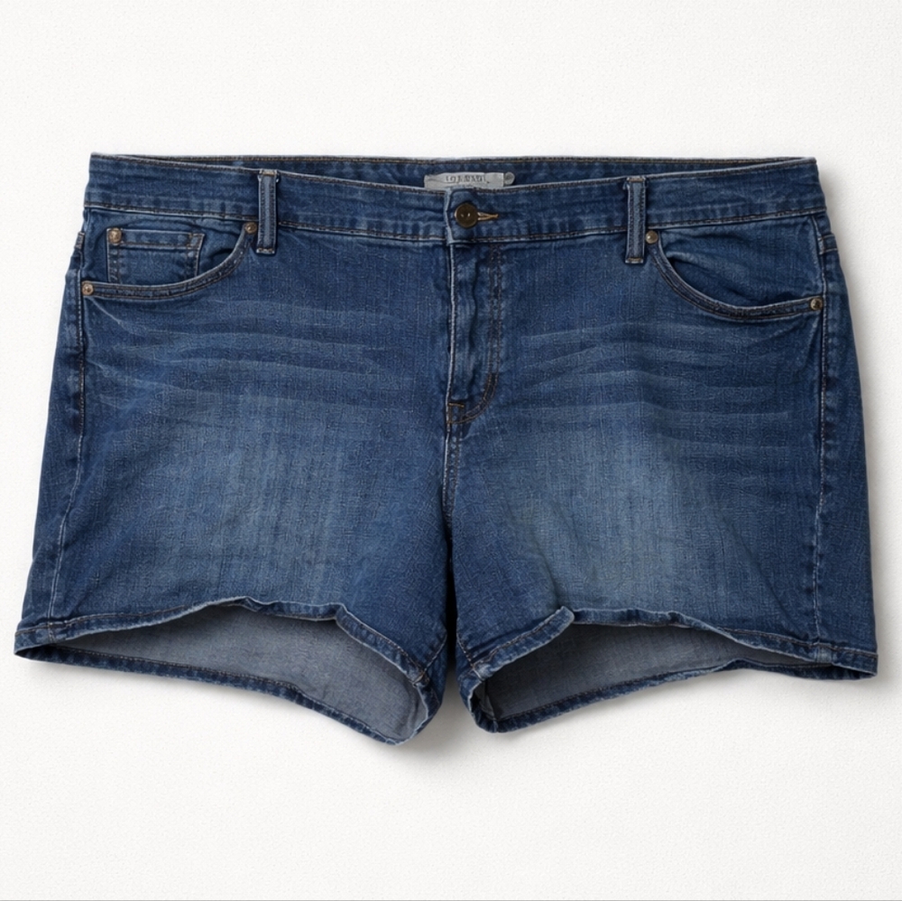 142 Torrid 24 3X Dark Blue Jean Shorts